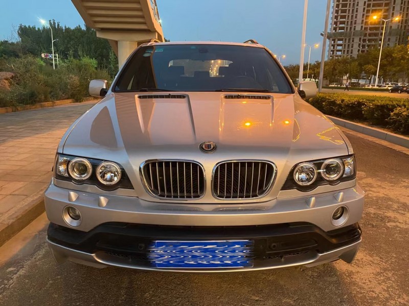 運城04年寶馬X58