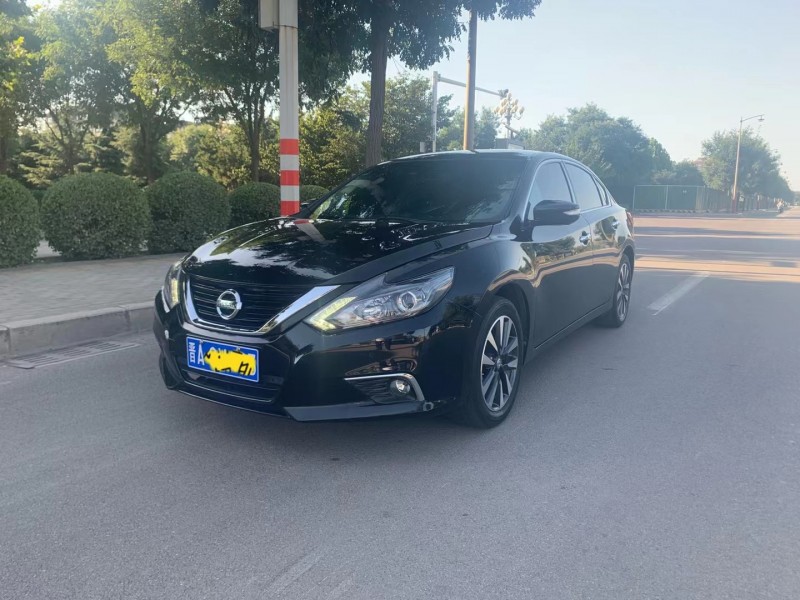 運城20年日產天籟2