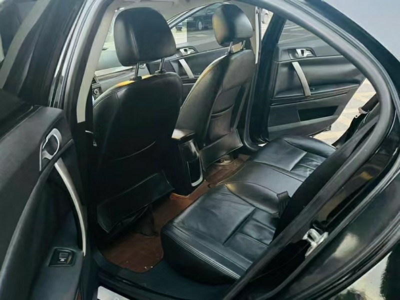 東莞11年榮威550S5