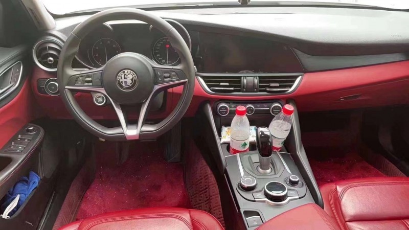 北京18年阿爾法·羅密歐ALFA 1563