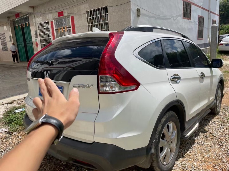 九江16年本田CR-V8