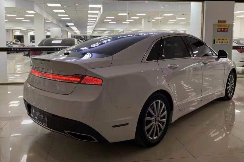 漢中17年林肯MKZ3