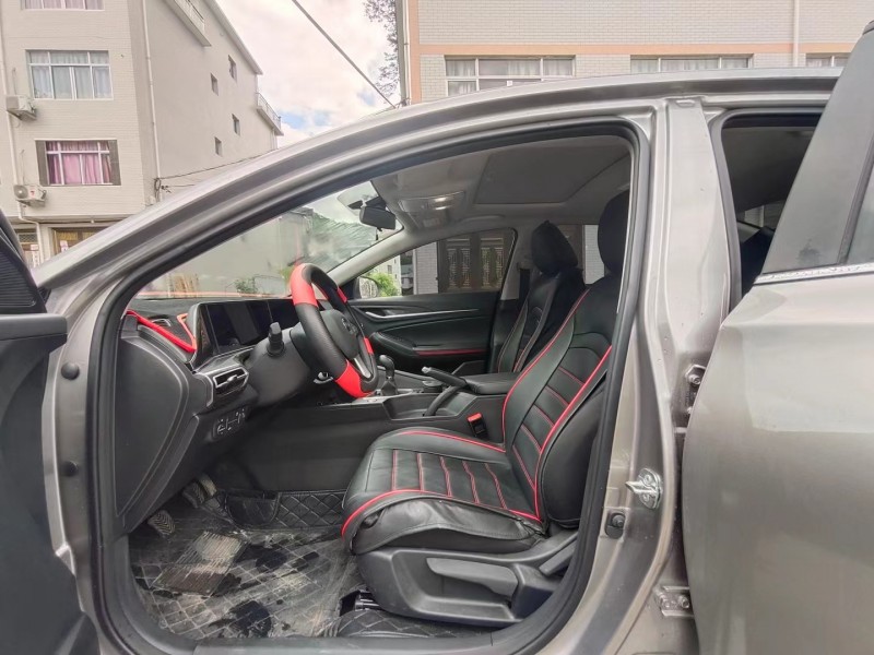 溫州21年長安汽車逸動5