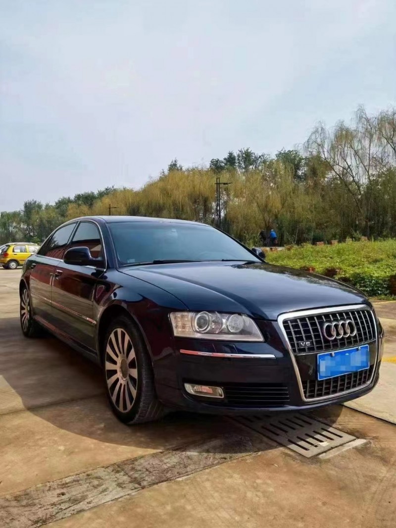 太原10年奧迪A8L2