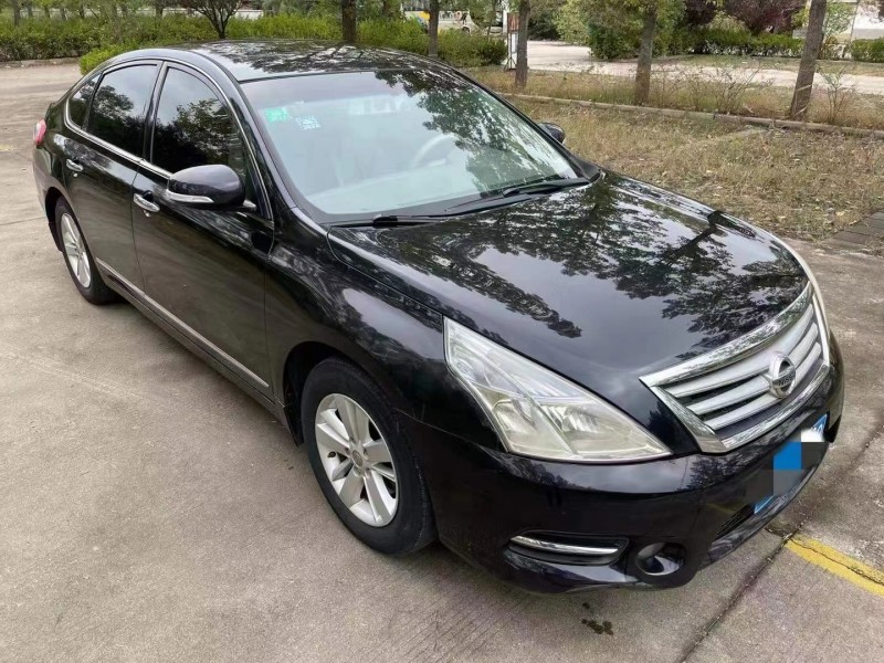 日照11年日產天籟2