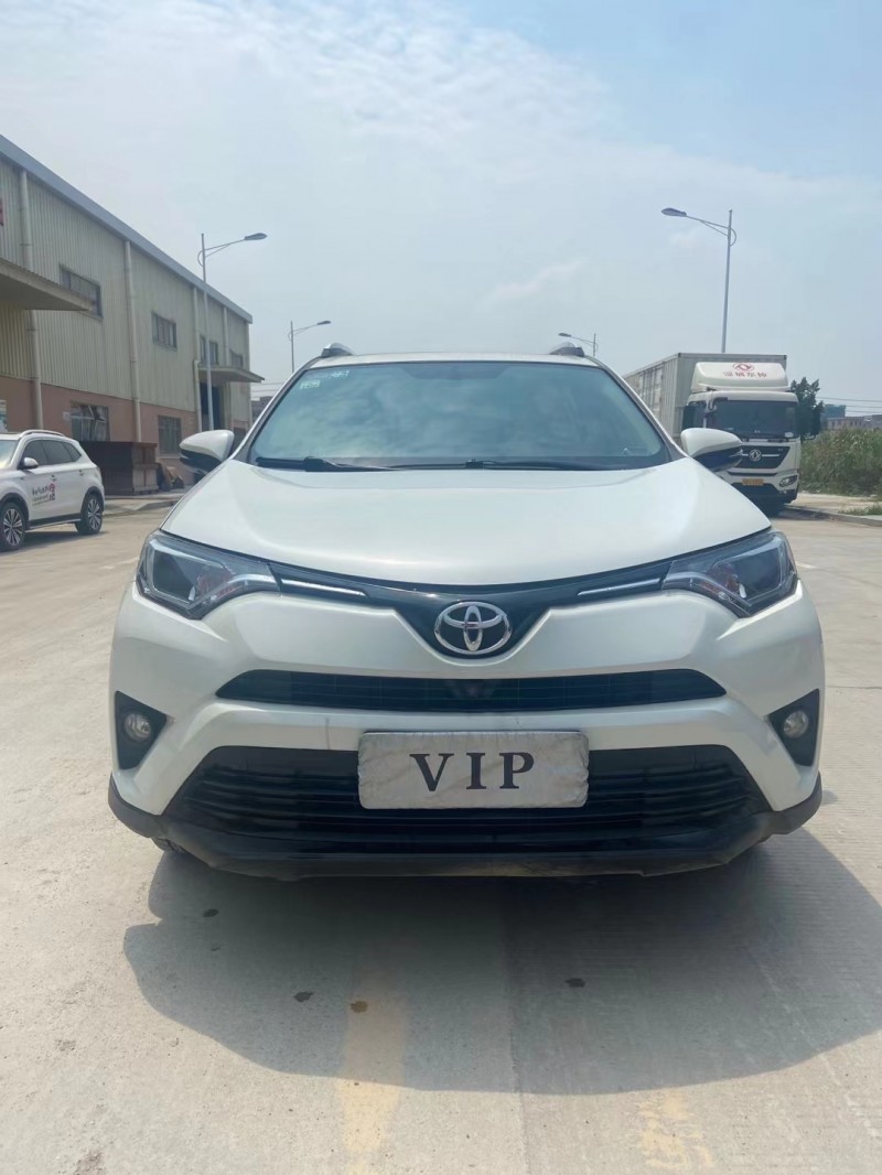 東莞18年豐田RAV4榮放1