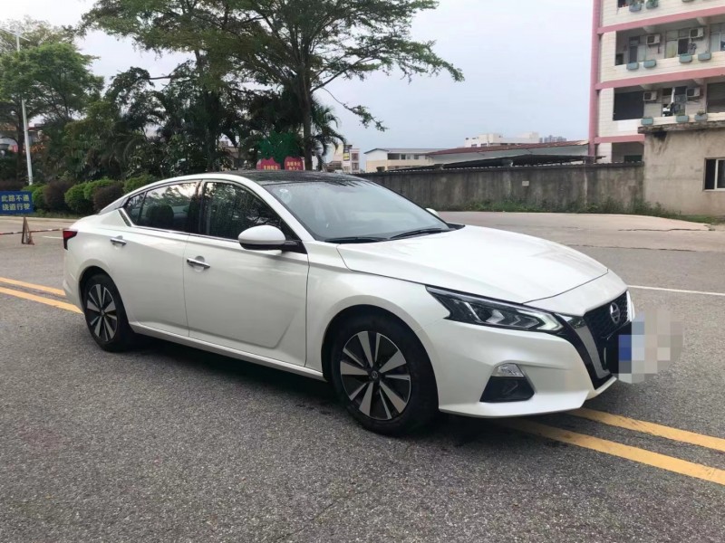 中山21年日產天籟2