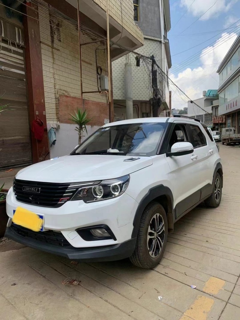 貴陽18年比速汽車T32