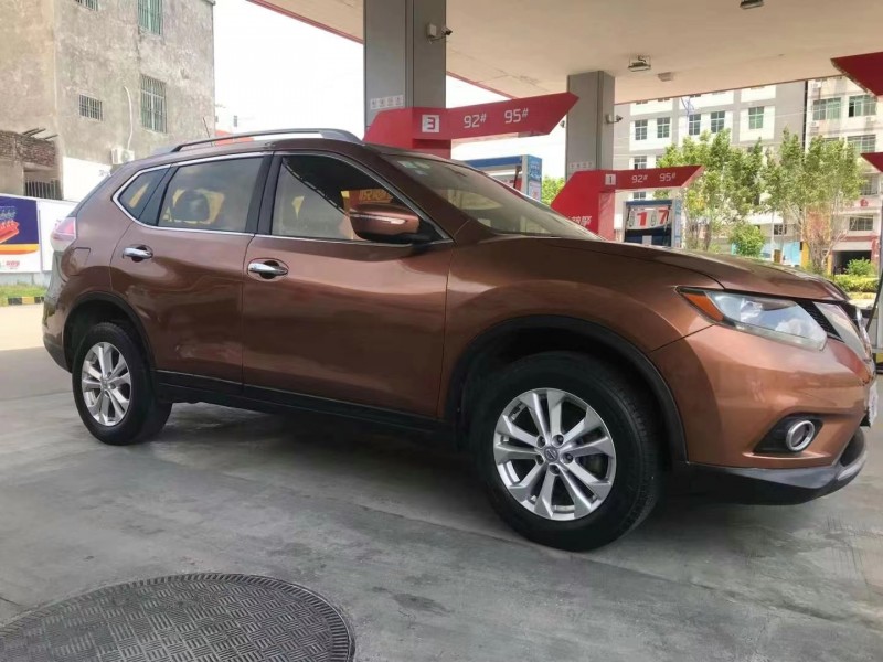 中山16年日產奇駿4
