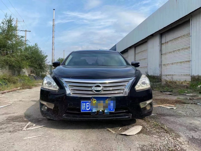 臨沂14年日產天籟1