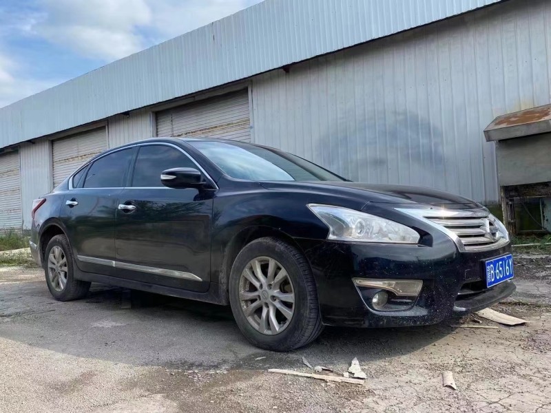 臨沂14年日產天籟2