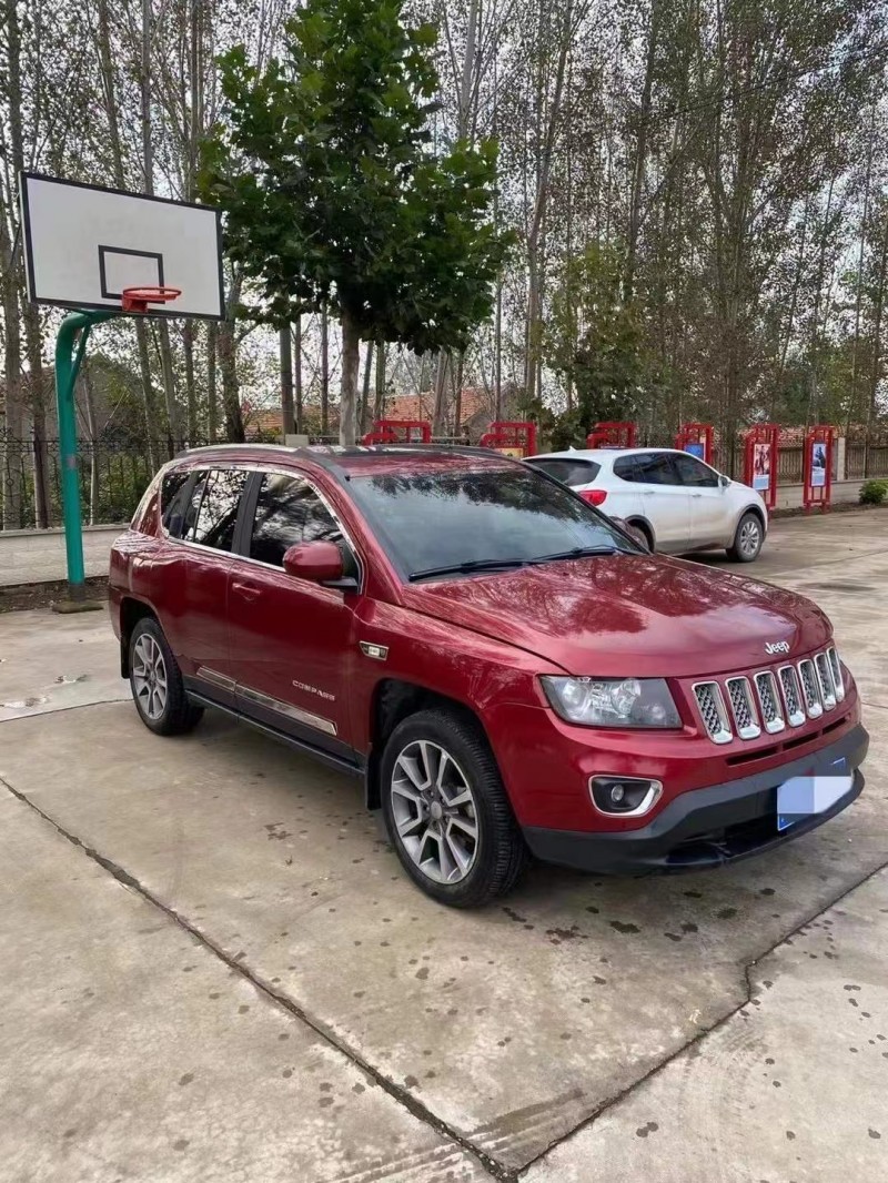 東營14年Jeep指南者3
