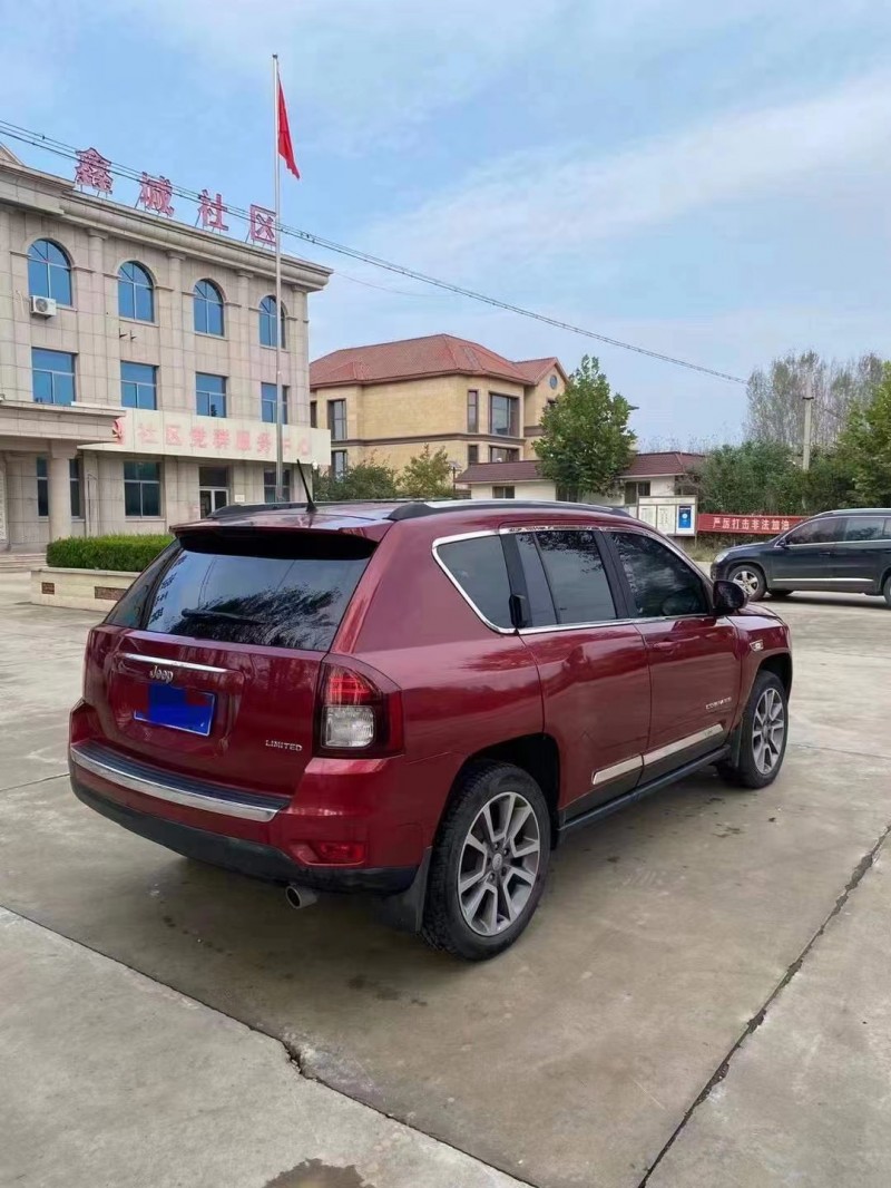 東營14年Jeep指南者6