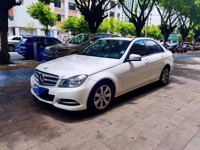 宜春12年奔馳C5