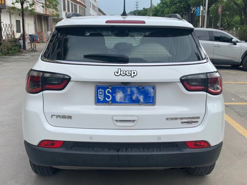 廣州18年Jeep指南者9