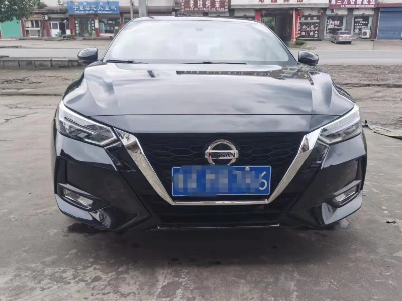 南陽20年日產軒逸1
