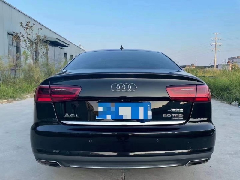武漢17年奧迪A6L1