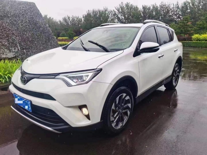 大同19年豐田RAV4榮放2