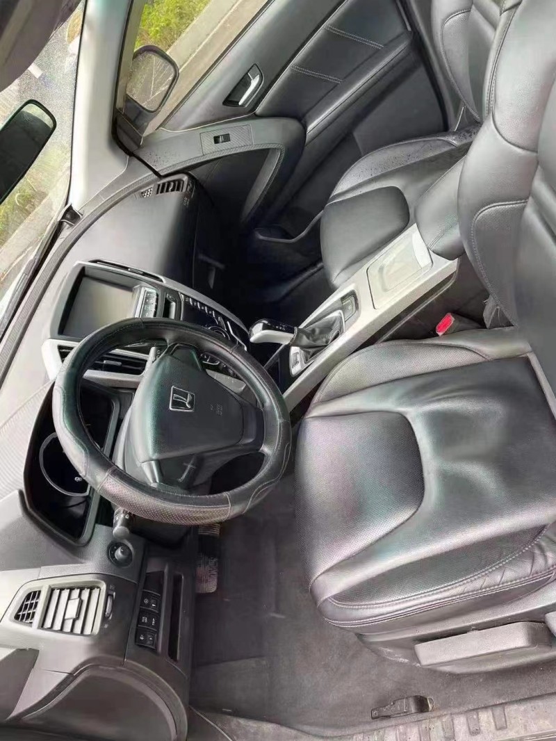 仙桃16年納智捷優6 SUV6