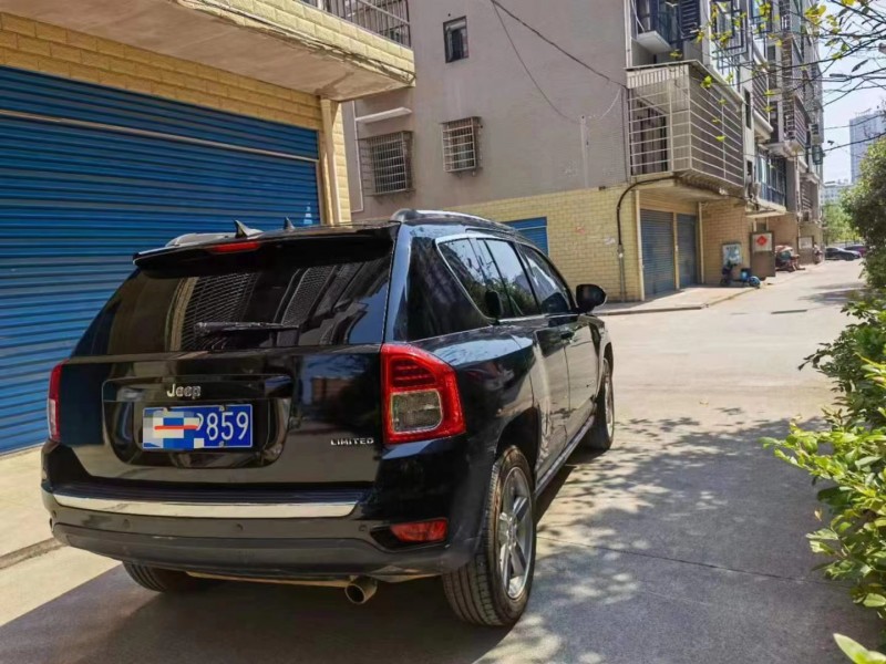 永州12年Jeep指南者8
