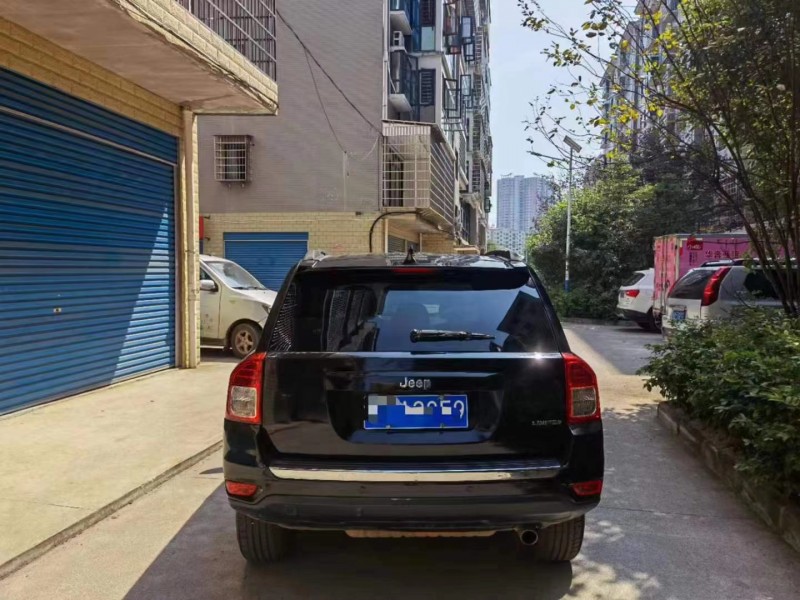 永州12年Jeep指南者9