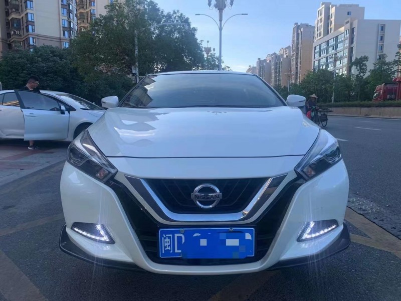廈門20年日產藍鳥9