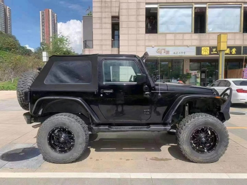 深圳13年Jeep牧馬人6