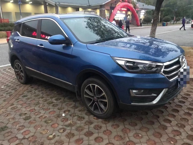 宜春19年漢騰汽車X51