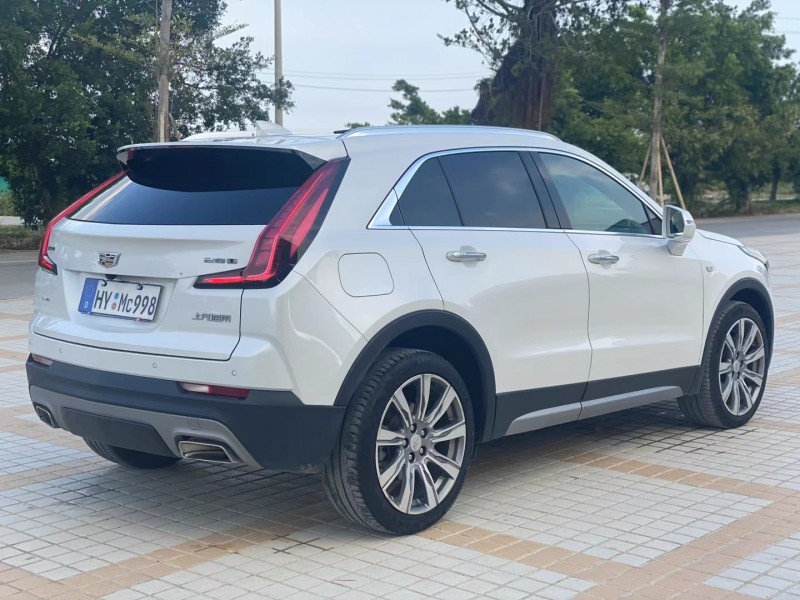 汕頭19年凱迪拉克XT49