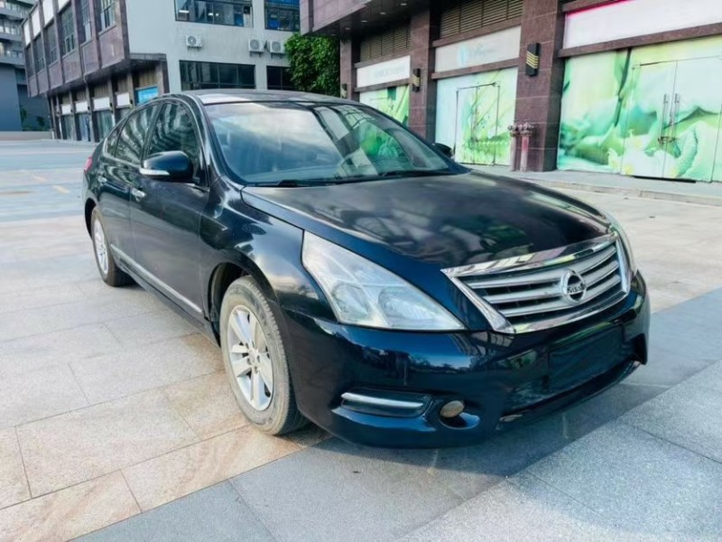 東莞13年日產天籟2