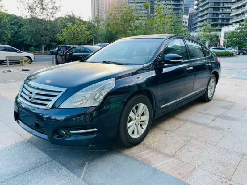 東莞13年日產天籟3