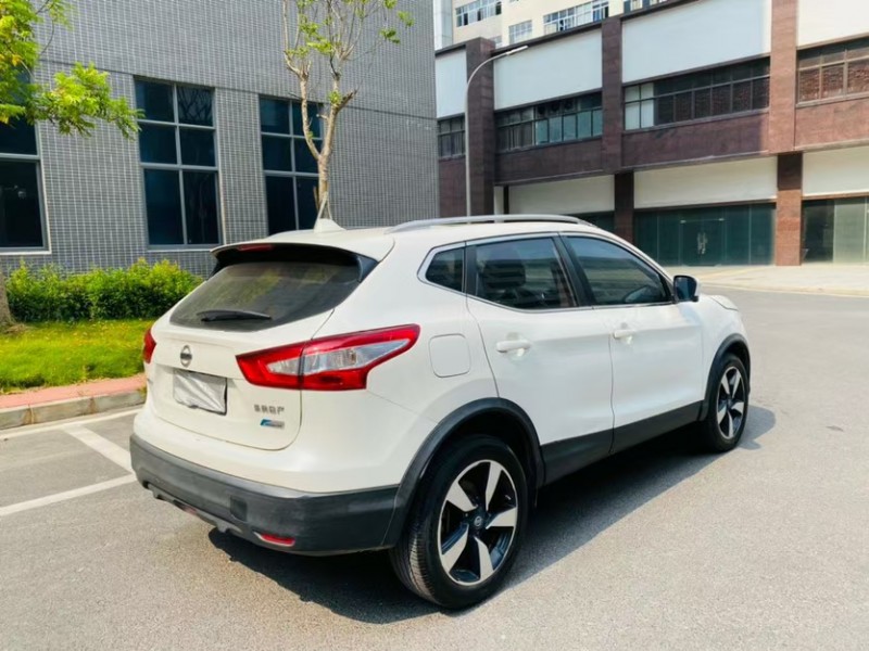 東莞16年日產逍客8