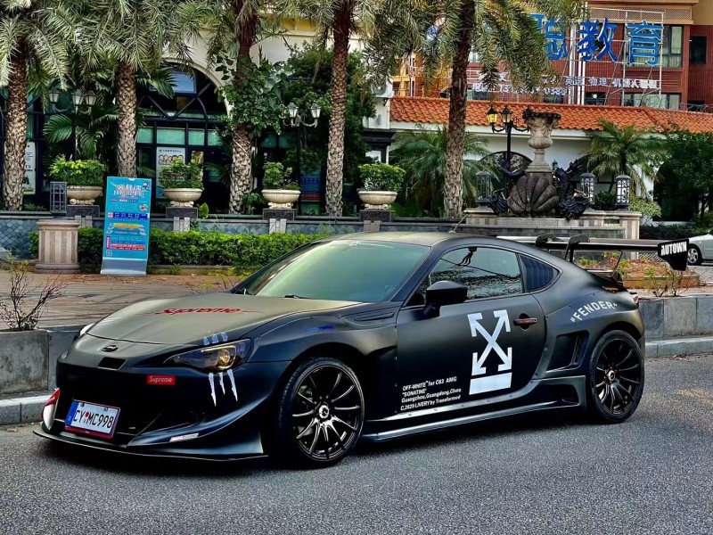 汕頭13年斯巴魯BRZ2