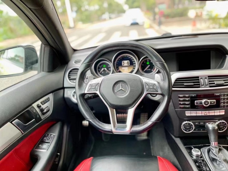 汕頭12年奔馳AMG C632