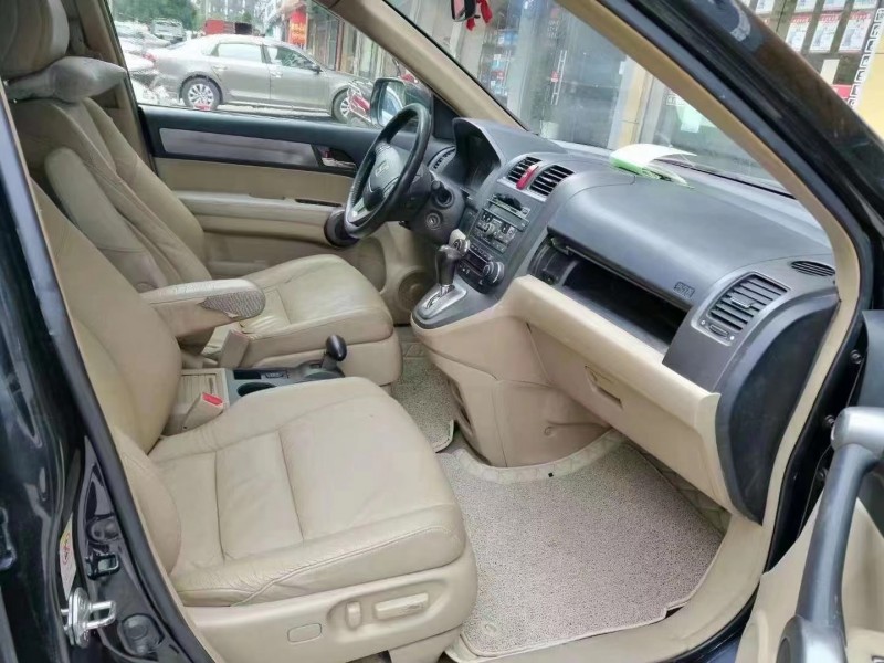 常德11年本田CR-V7
