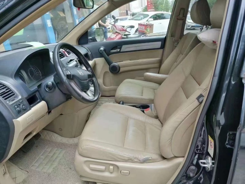 常德11年本田CR-V8