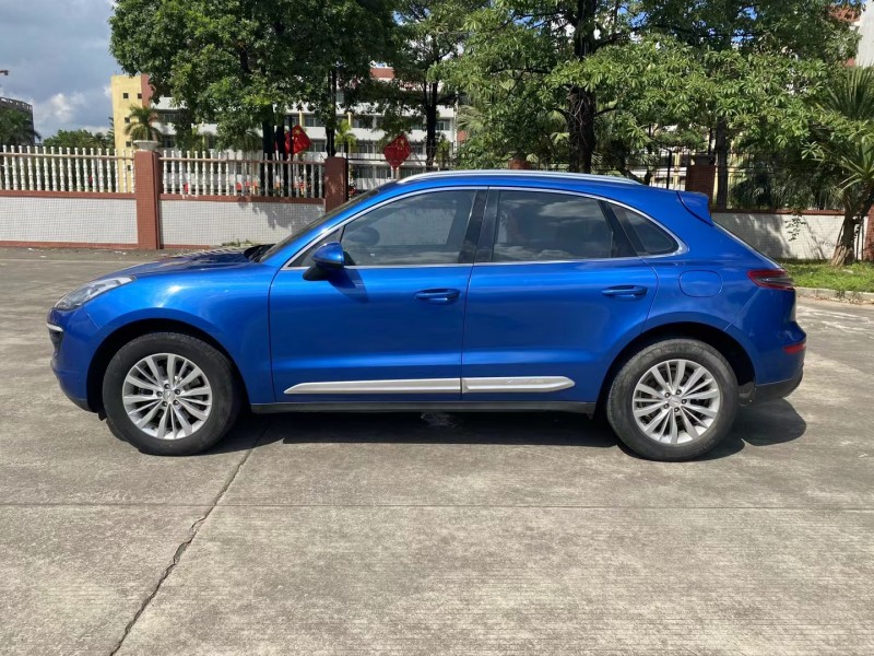 汕头18年众泰SR93