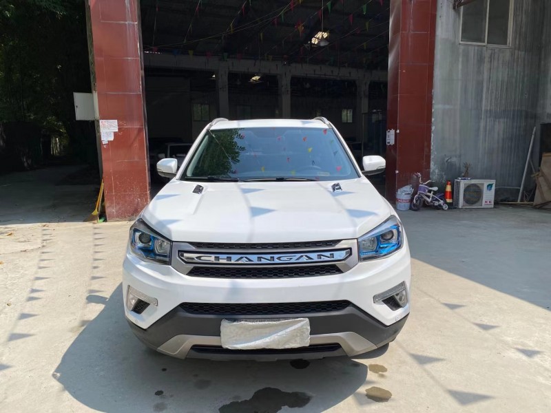 成都20年長安汽車CS751
