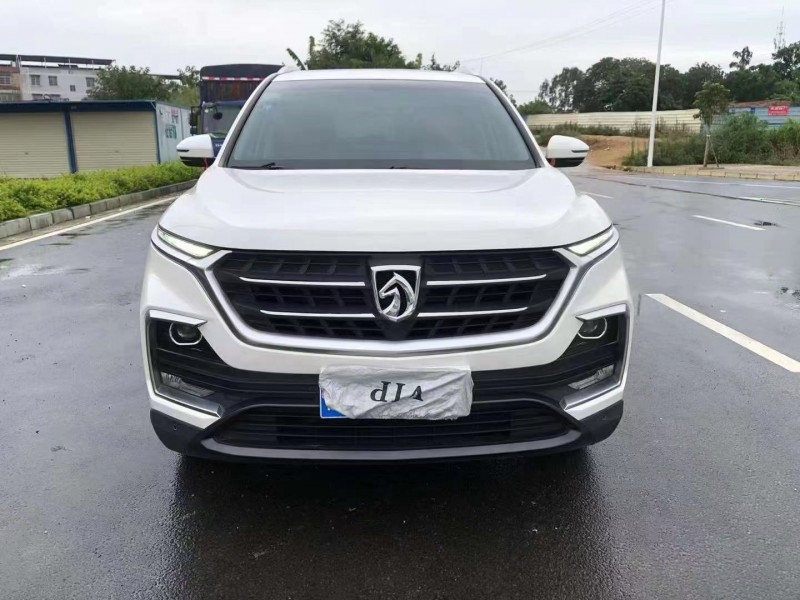 朔州18年寶駿5301