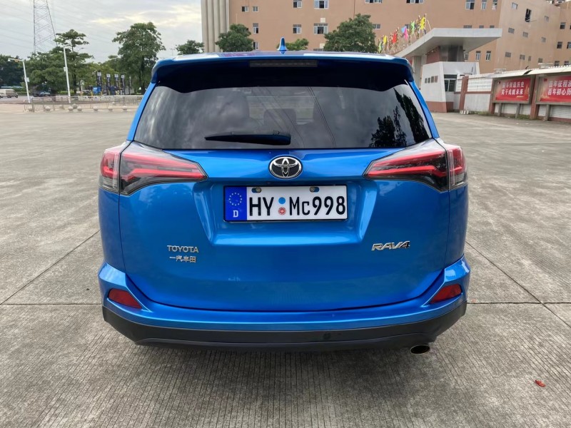 汕頭17年豐田RAV45