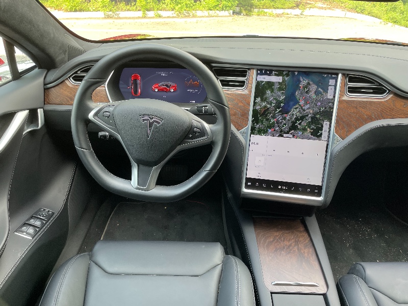 深圳18年特斯拉MODEL S5