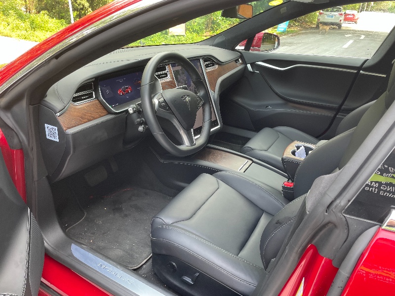 深圳18年特斯拉MODEL S3