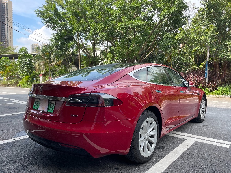 深圳18年特斯拉MODEL S8