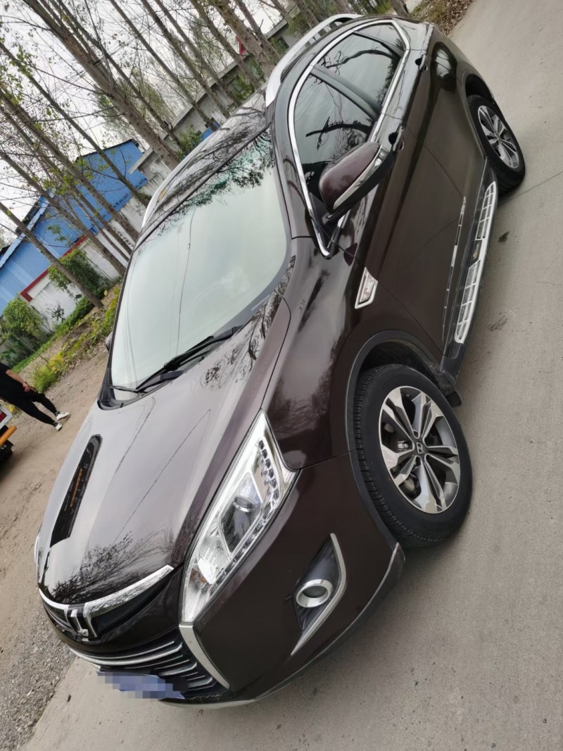 臨沂15年納智捷優6 SUV3