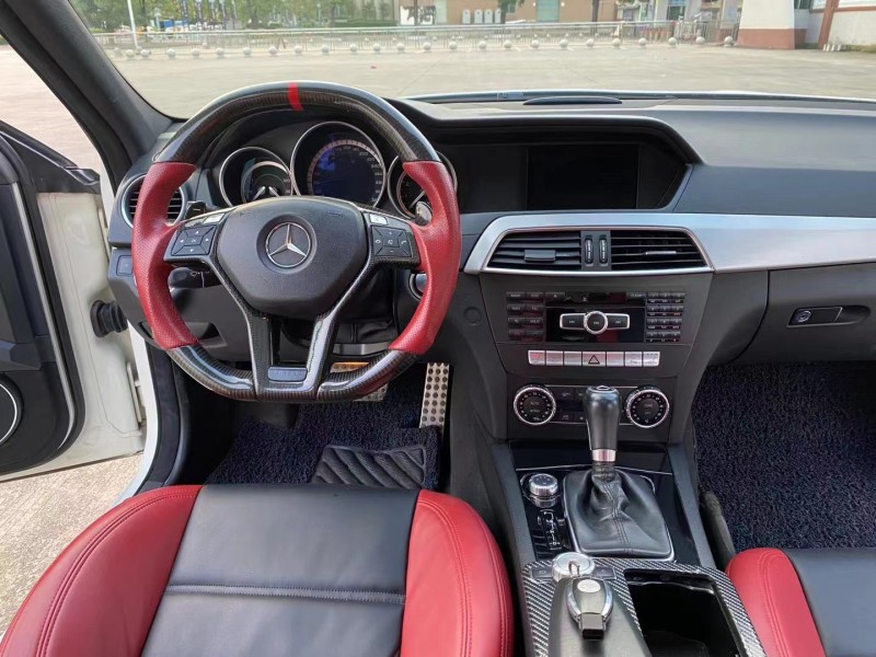 汕頭12年奔馳AMG C639