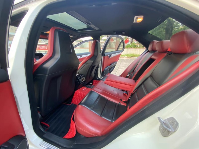 汕頭12年奔馳AMG C638