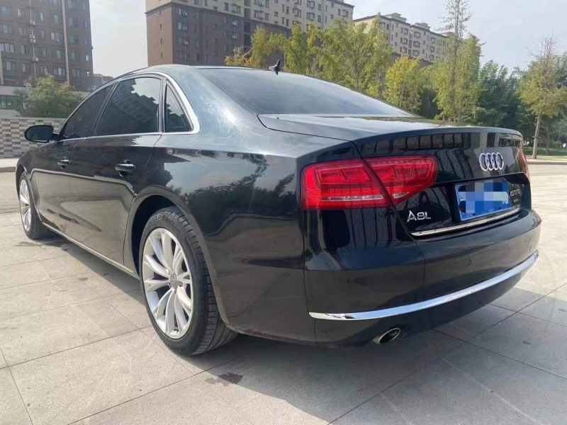 臨沂14年奧迪A8L8