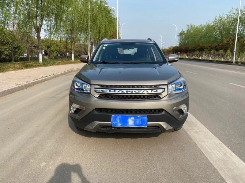 濟寧16年長安汽車CS751