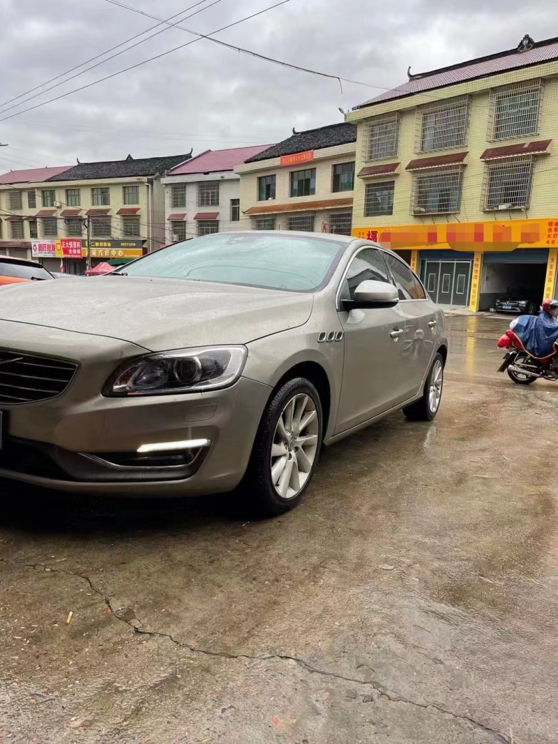 常德15年沃爾沃S60L4