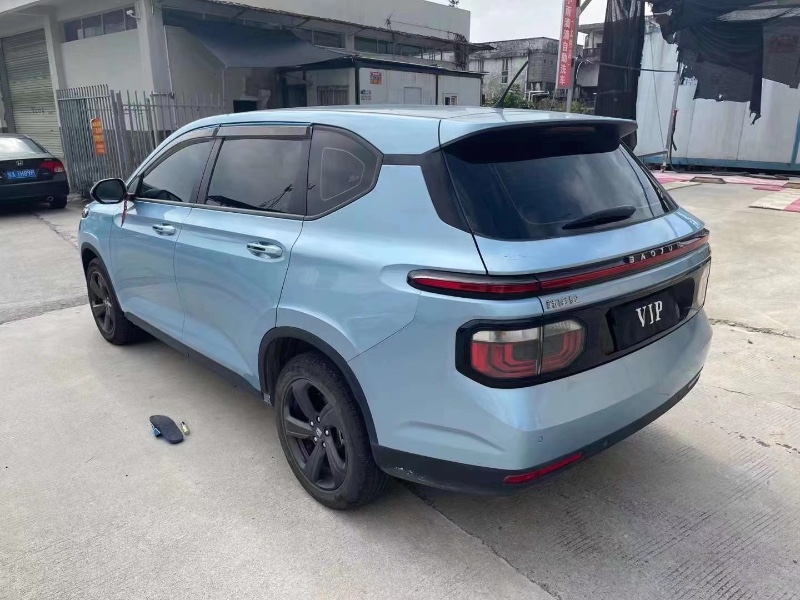 佛山20年寶駿RS55